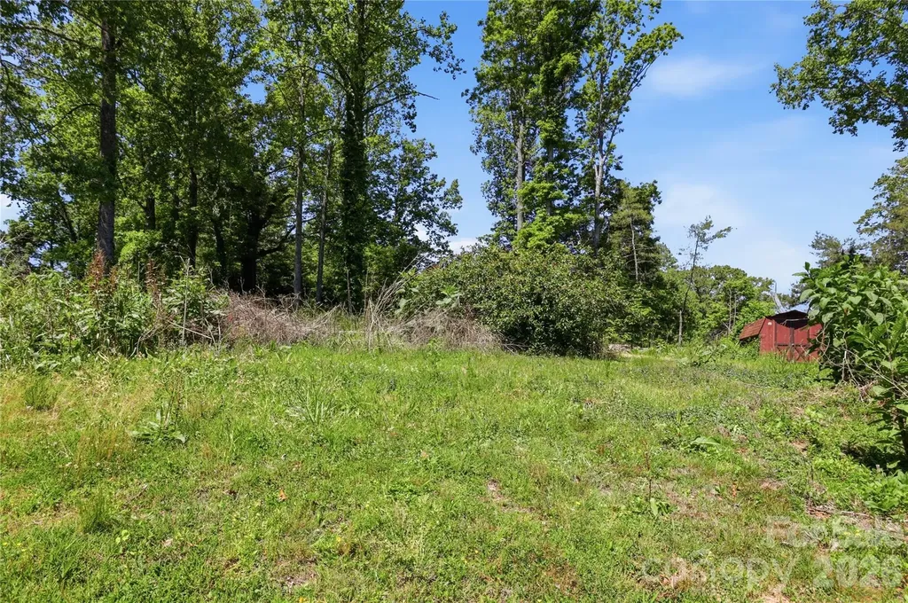 207 Wood Dale Drive Hendersonville NC 28791