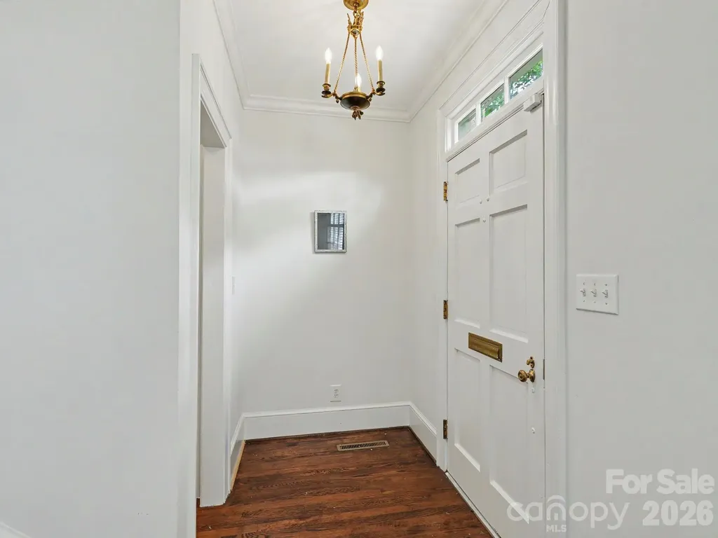 148 Perrin Place Charlotte NC 28207