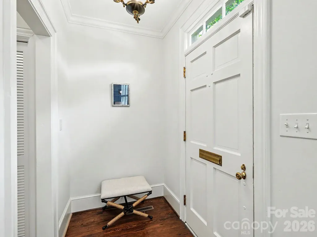 148 Perrin Place Charlotte NC 28207