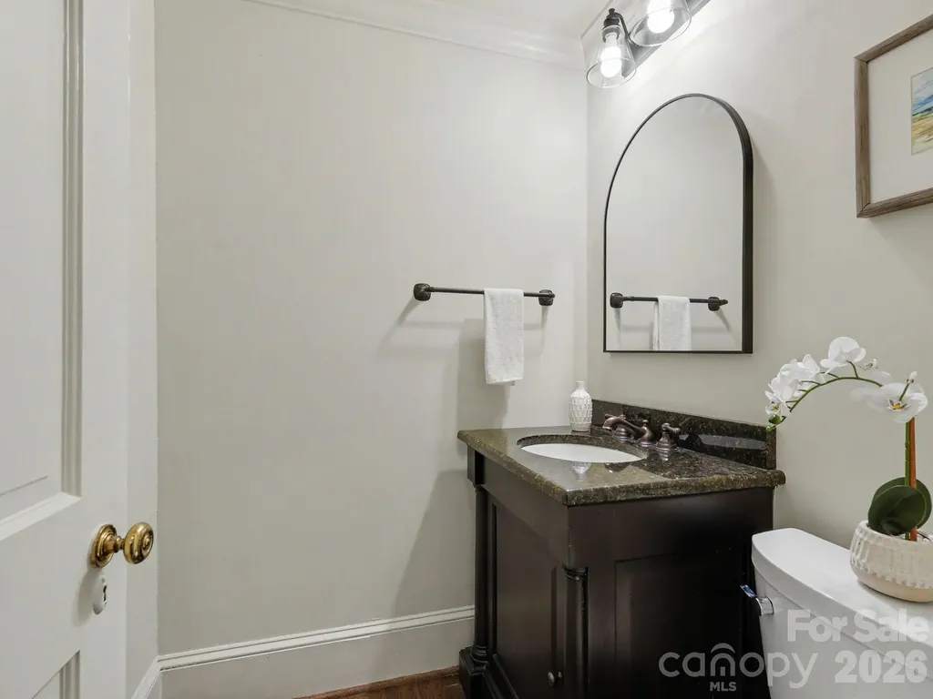 148 Perrin Place Charlotte NC 28207