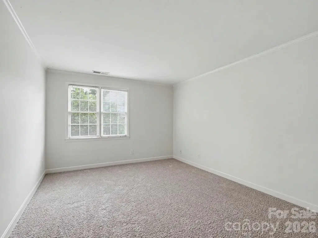 148 Perrin Place Charlotte NC 28207