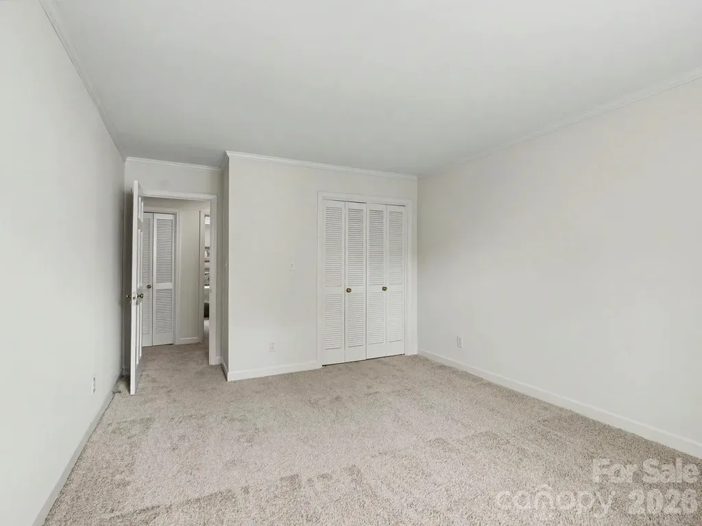 148 Perrin Place Charlotte NC 28207