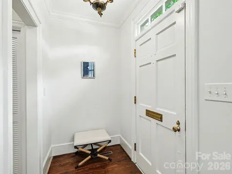148 Perrin Place Charlotte NC 28207