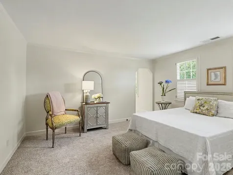 148 Perrin Place Charlotte NC 28207