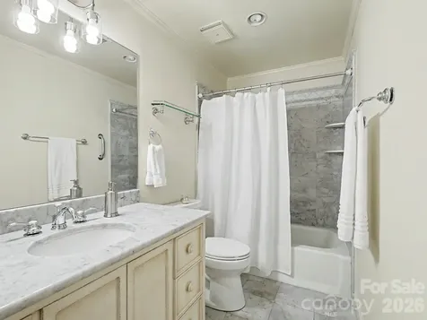 148 Perrin Place Charlotte NC 28207