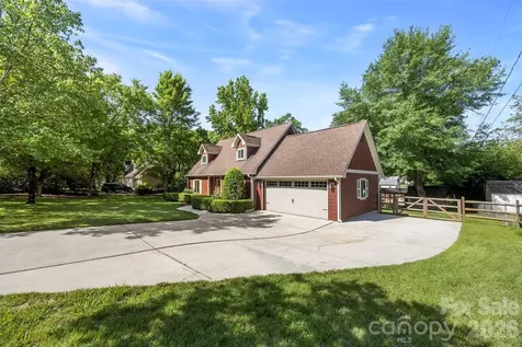 2606 Saddlewood Circle SW Concord NC 28027