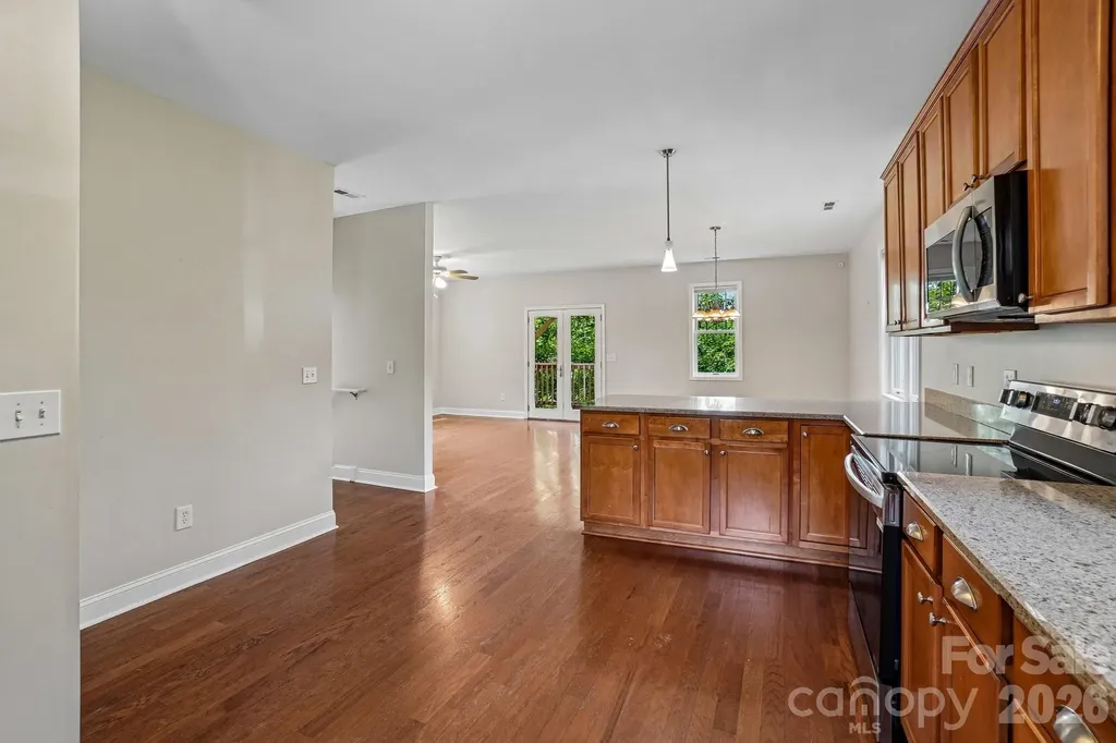 25 Houston Street Asheville NC 28801