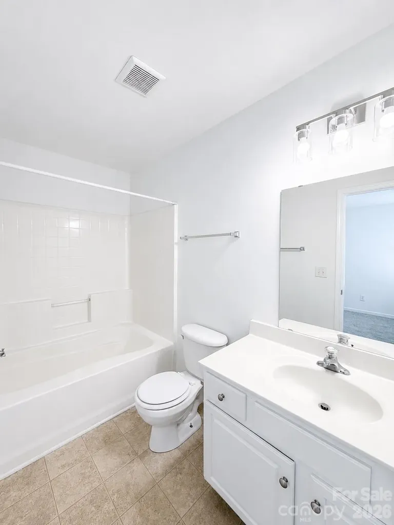 8611 Wandering Creek Way Charlotte NC 28227