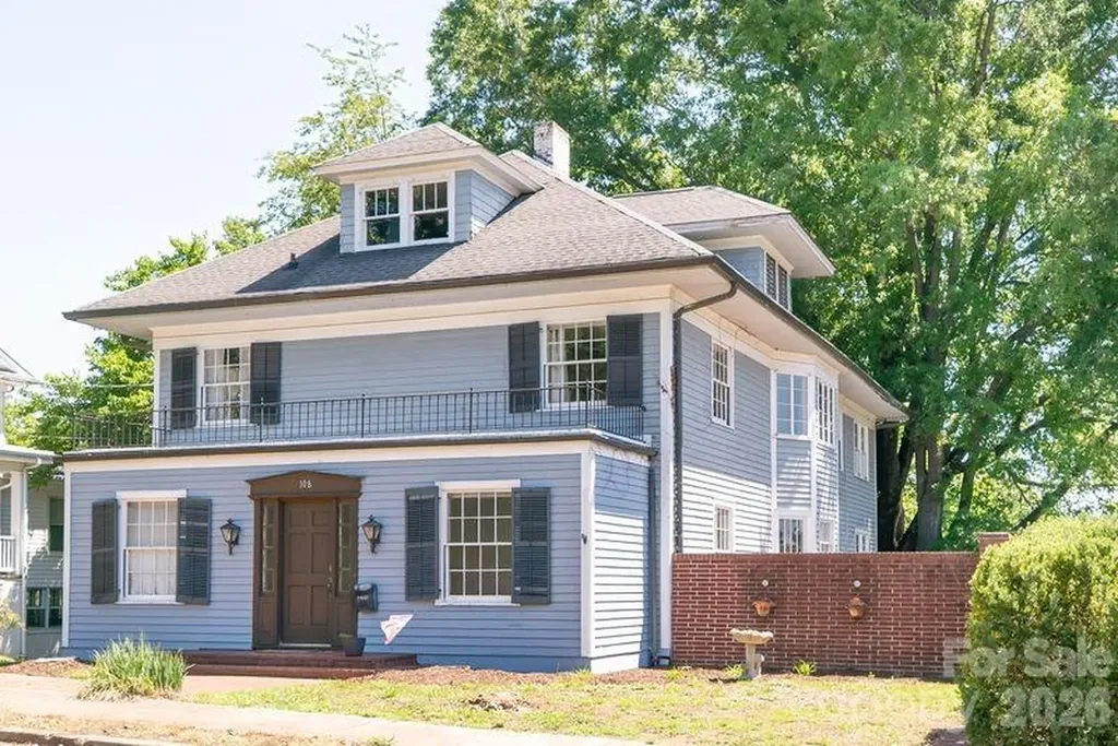 108 Beall Street NW Lenoir NC 28645