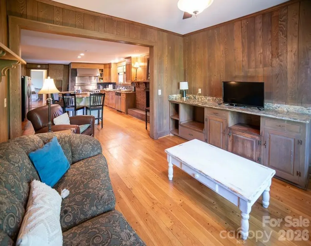 108 Beall Street NW Lenoir NC 28645