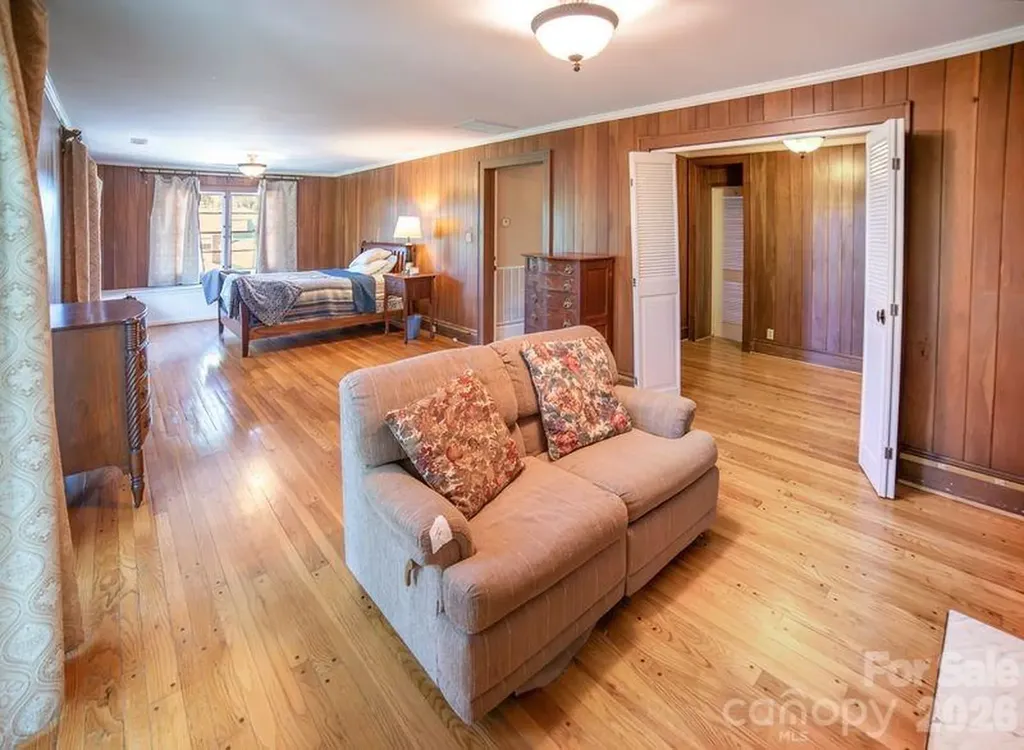 108 Beall Street NW Lenoir NC 28645