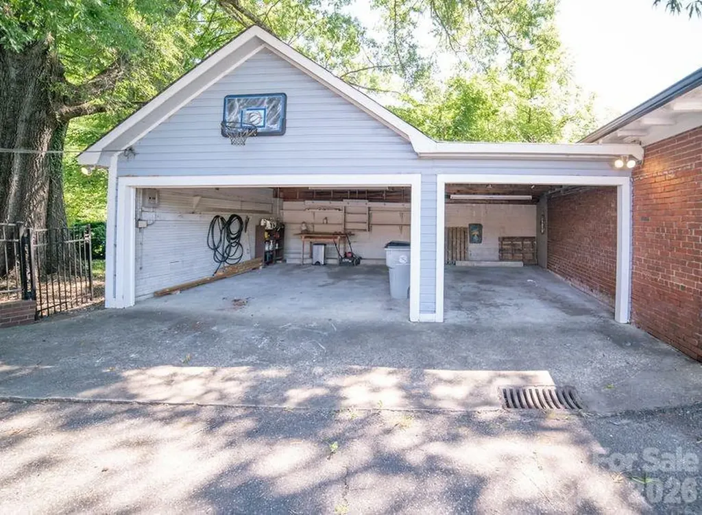 108 Beall Street NW Lenoir NC 28645