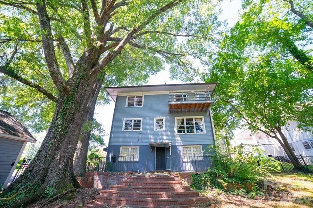108 Beall Street NW Lenoir NC 28645
