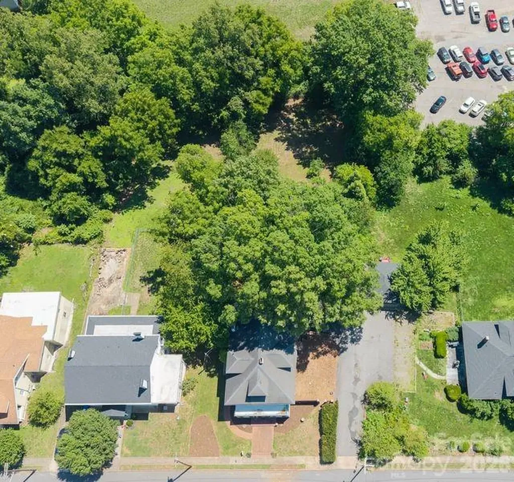 108 Beall Street NW Lenoir NC 28645