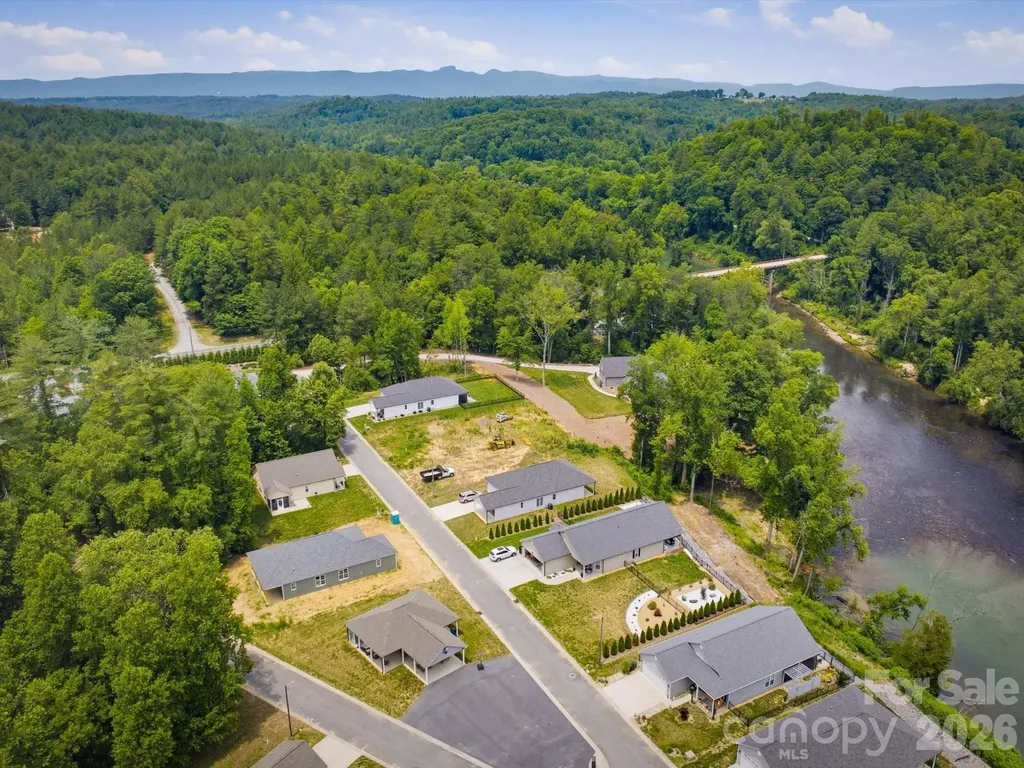 212 Eagle Landing Morganton NC 28655