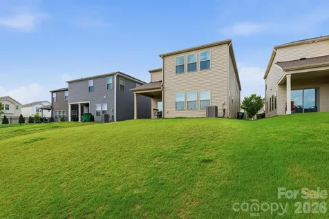 5012 Shadbush Road Charlotte NC 28215