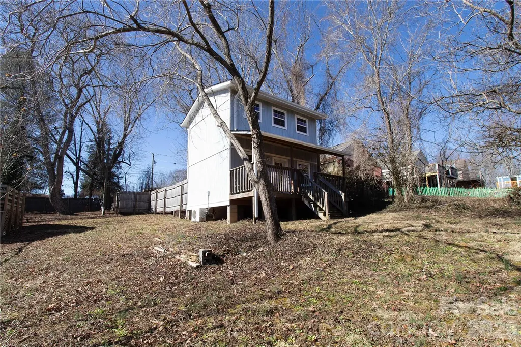 105 Adams Hill Road Asheville NC 28806