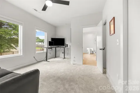 5916 Pepper Bush Lane Charlotte NC 28212