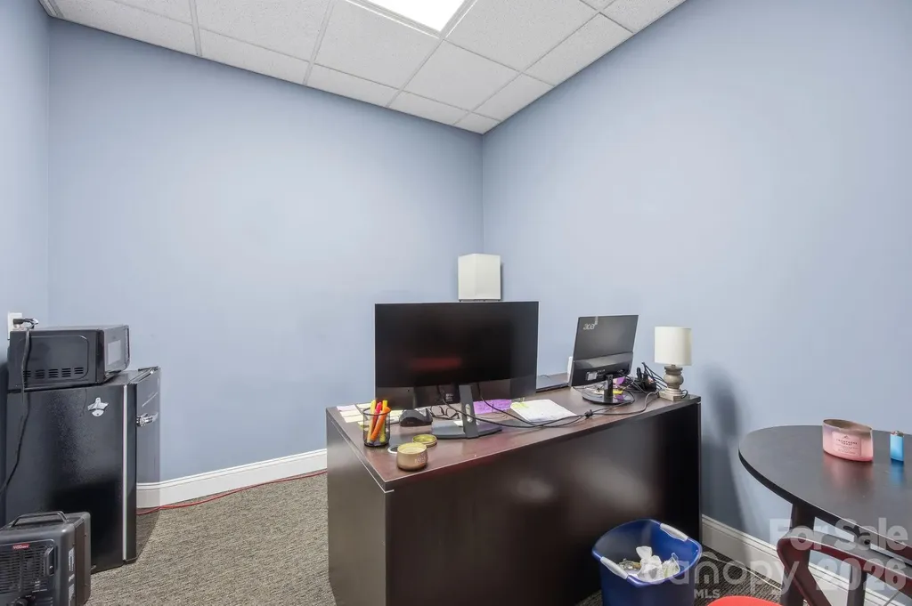 2116 Crown Centre Drive Charlotte NC 28227