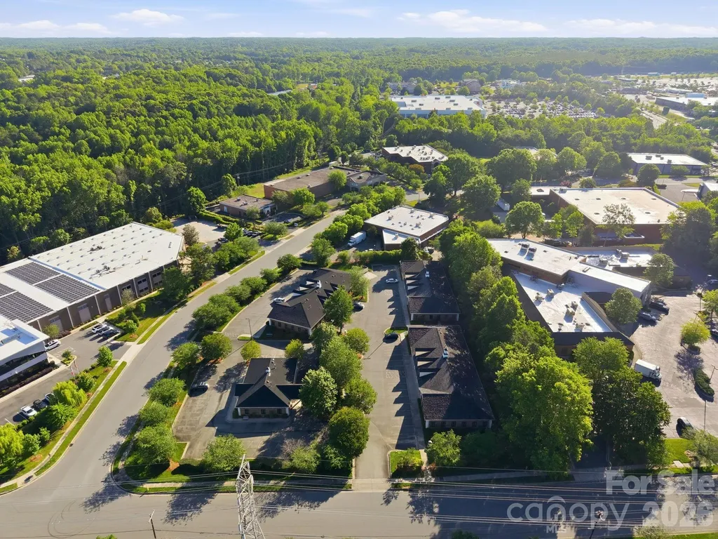 2116 Crown Centre Drive Charlotte NC 28227