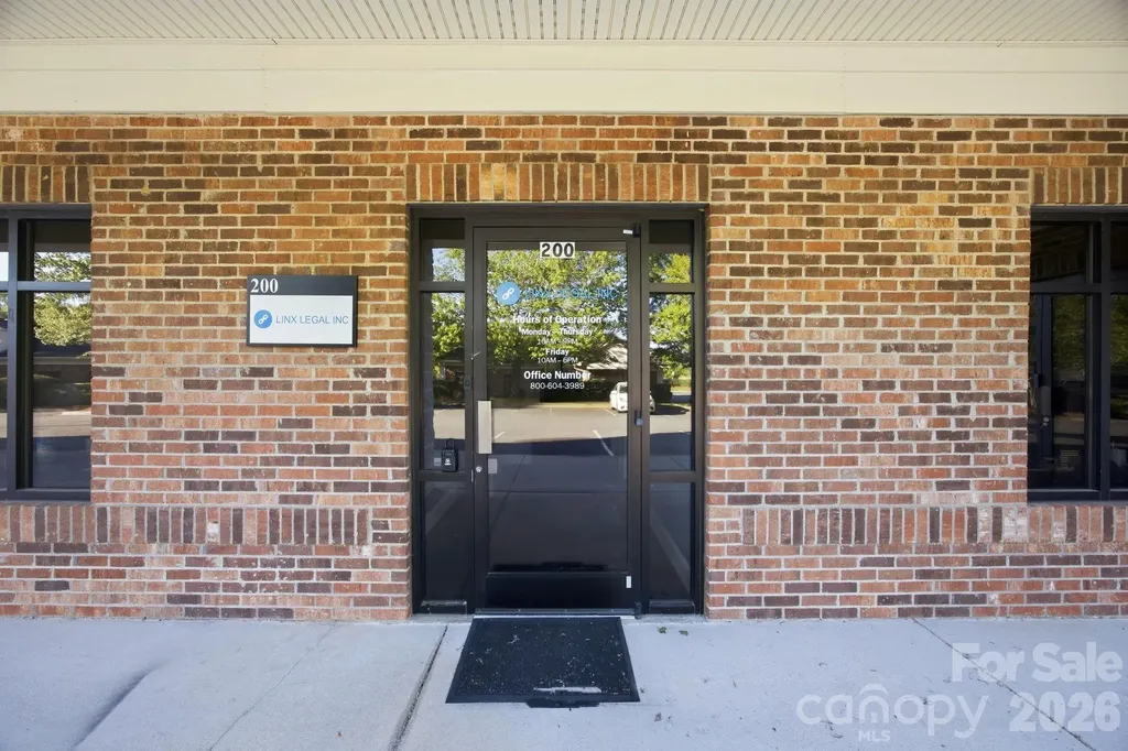 2116 Crown Centre Drive Charlotte NC 28227