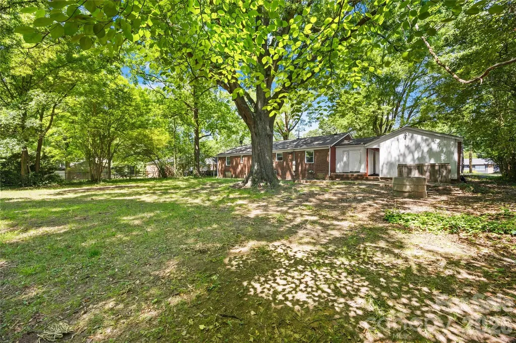 4418 N Sharon Amity Road Charlotte NC 28205