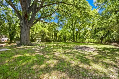 4418 N Sharon Amity Road Charlotte NC 28205