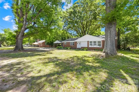 4418 N Sharon Amity Road Charlotte NC 28205