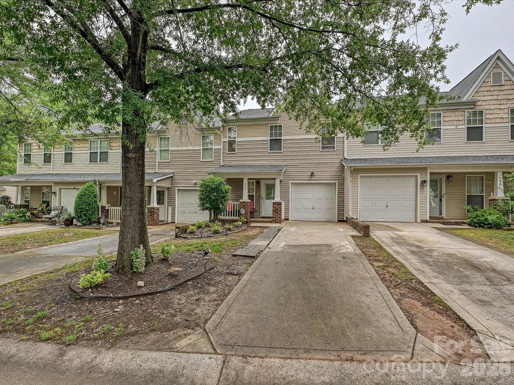 334 Bridal Veil Drive Charlotte NC 28217