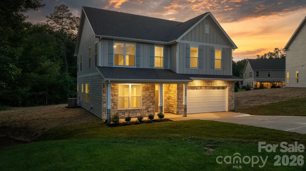 3869 12th Street Court NE Hickory NC 28601
