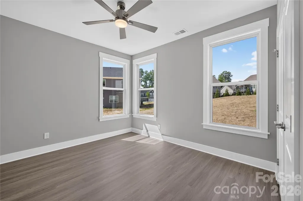 3869 12th Street Court NE Hickory NC 28601