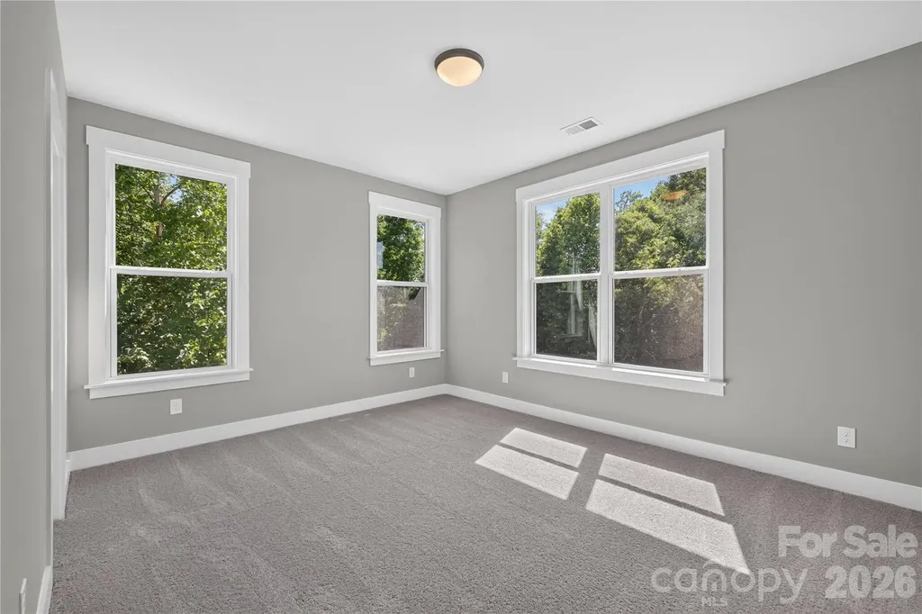 3869 12th Street Court NE Hickory NC 28601