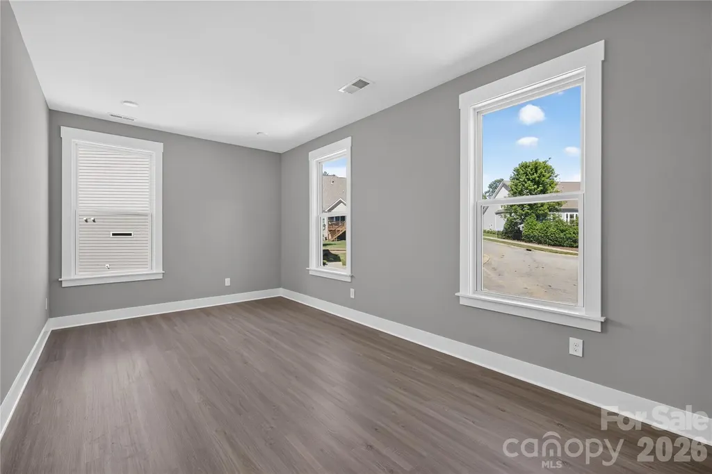 3869 12th Street Court NE Hickory NC 28601