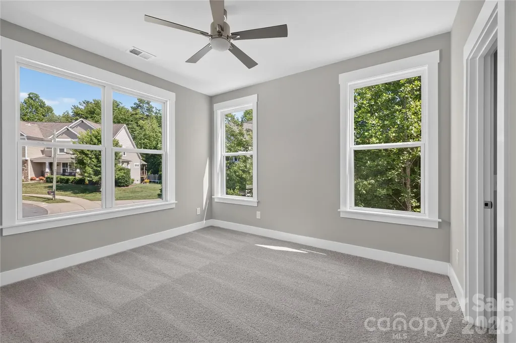 3869 12th Street Court NE Hickory NC 28601