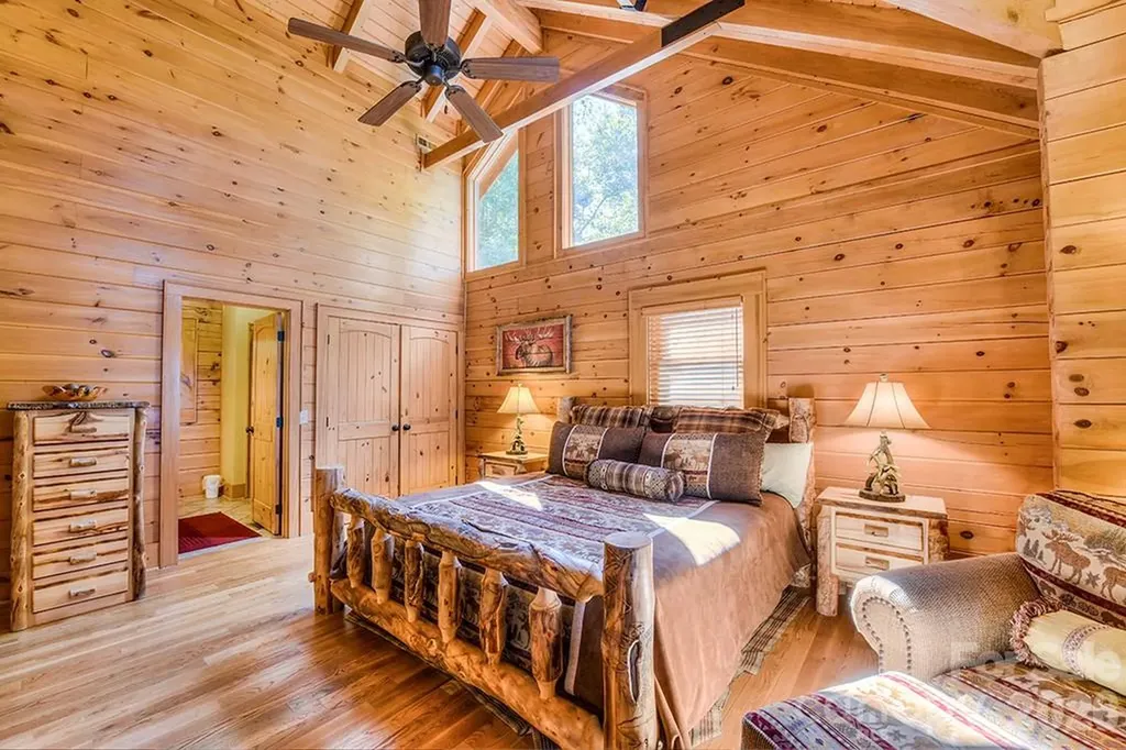 40 Adohi Trail Maggie Valley NC 28751