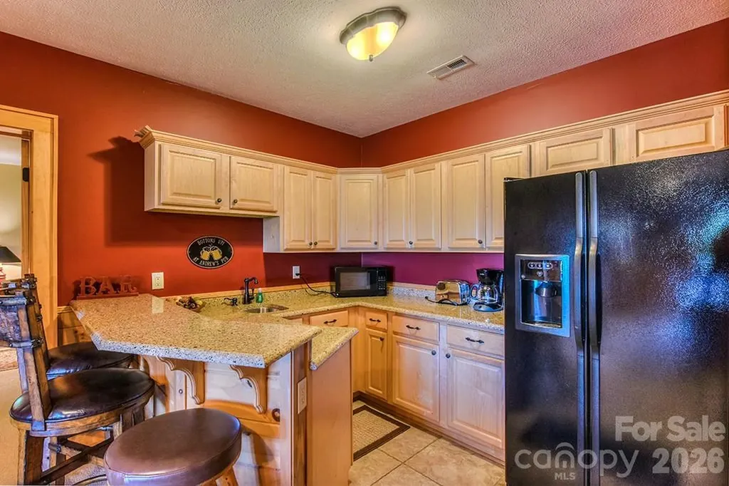 40 Adohi Trail Maggie Valley NC 28751