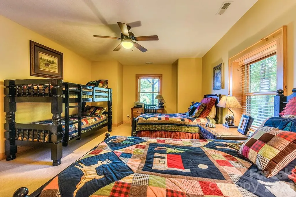 40 Adohi Trail Maggie Valley NC 28751