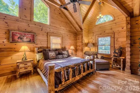 40 Adohi Trail Maggie Valley NC 28751