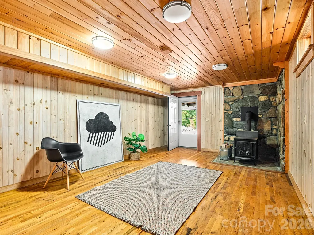 241 Pinners Cove Road Asheville NC 28803