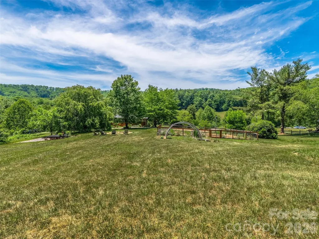 241 Pinners Cove Road Asheville NC 28803