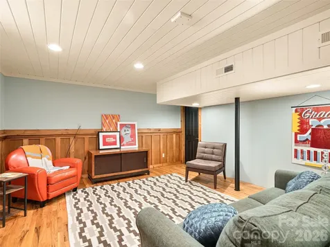 241 Pinners Cove Road Asheville NC 28803