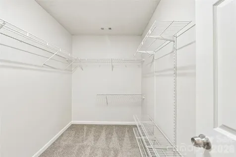 5904 Leawood Run Court Charlotte NC 28269