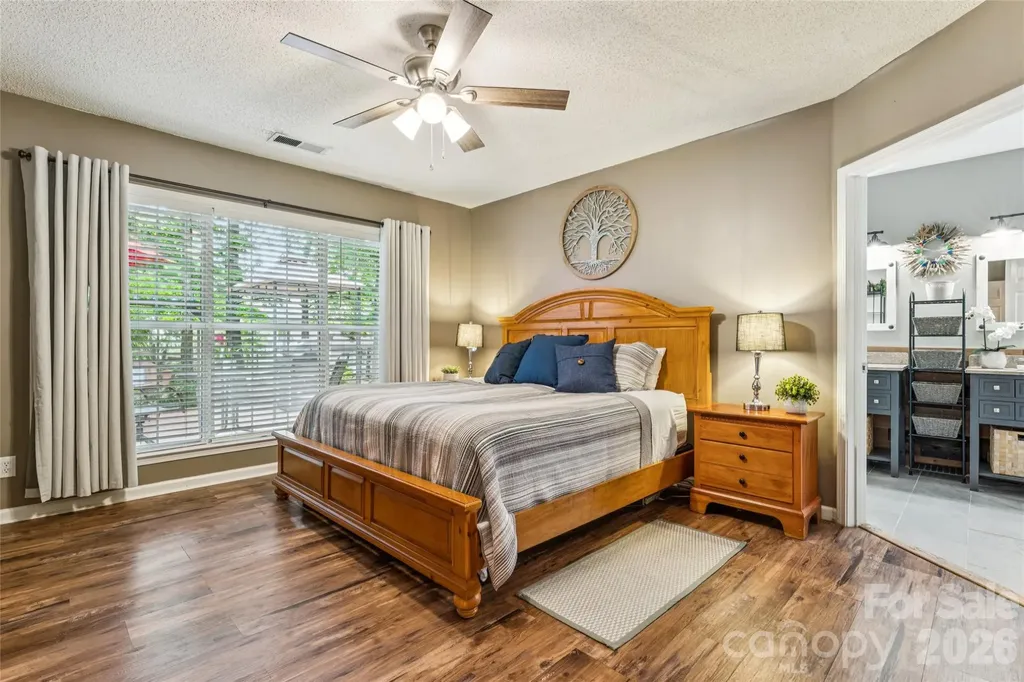 5931 Downfield Wood Drive Charlotte NC 28269