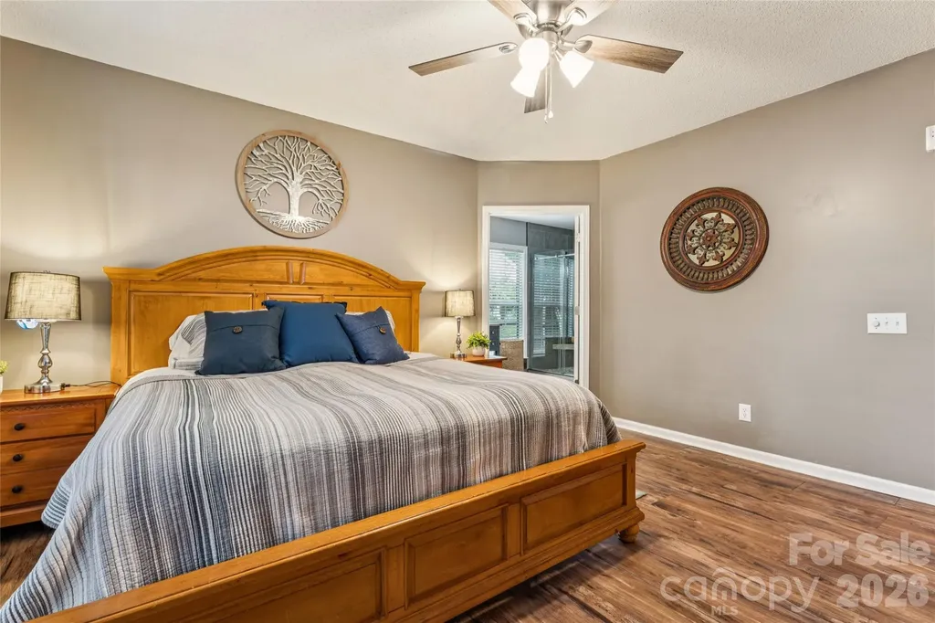 5931 Downfield Wood Drive Charlotte NC 28269