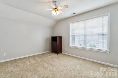 5931 Downfield Wood Drive Charlotte NC 28269