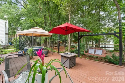 5931 Downfield Wood Drive Charlotte NC 28269
