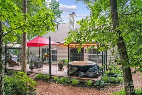 5931 Downfield Wood Drive Charlotte NC 28269