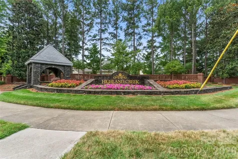 5931 Downfield Wood Drive Charlotte NC 28269