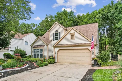 5931 Downfield Wood Drive Charlotte NC 28269