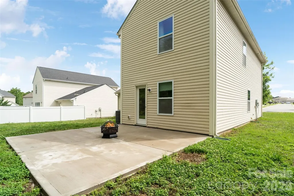 8726 Conrad Street Locust NC 28097
